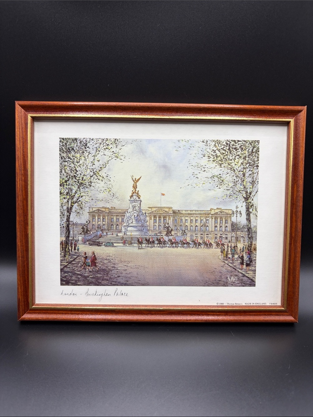Vintage London Buckingham Palace Framed Art Print Wall Accent Artwork Home Decor